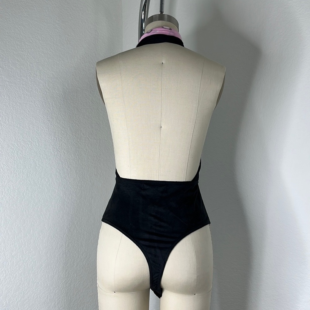 OW Intimates Celine Bodysuit Crossover - Picture 5 of 12